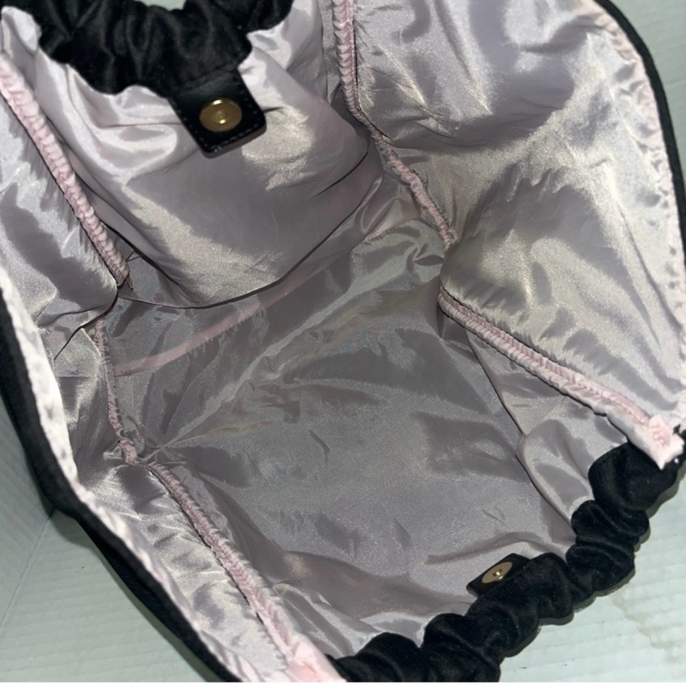 Victoria's Secret Black Tote with Pink Lining - Picture 4 of 4